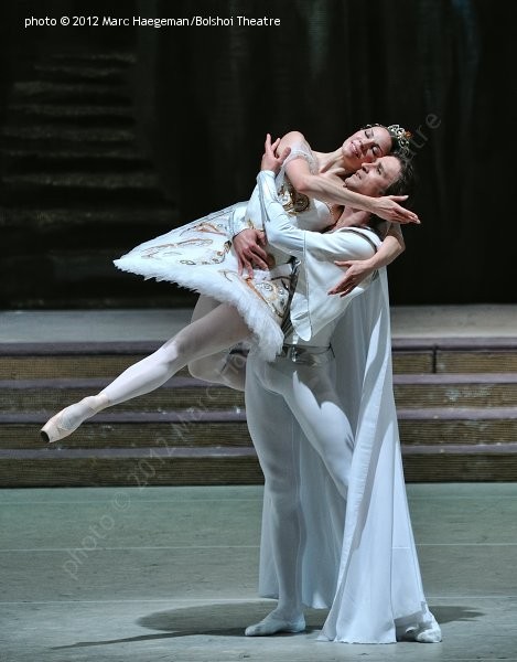 bolshoi-raymonda-5_photo-marc-haegeman.jpg